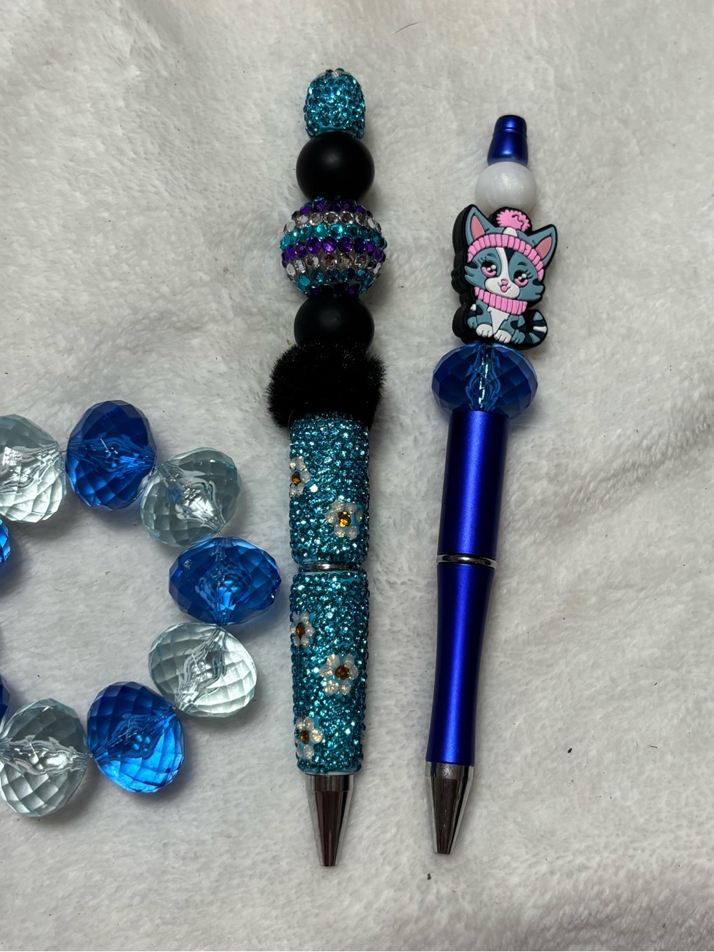 Handcrafted Fancy Blue Glitter Beaded Pen with stretch keyring
